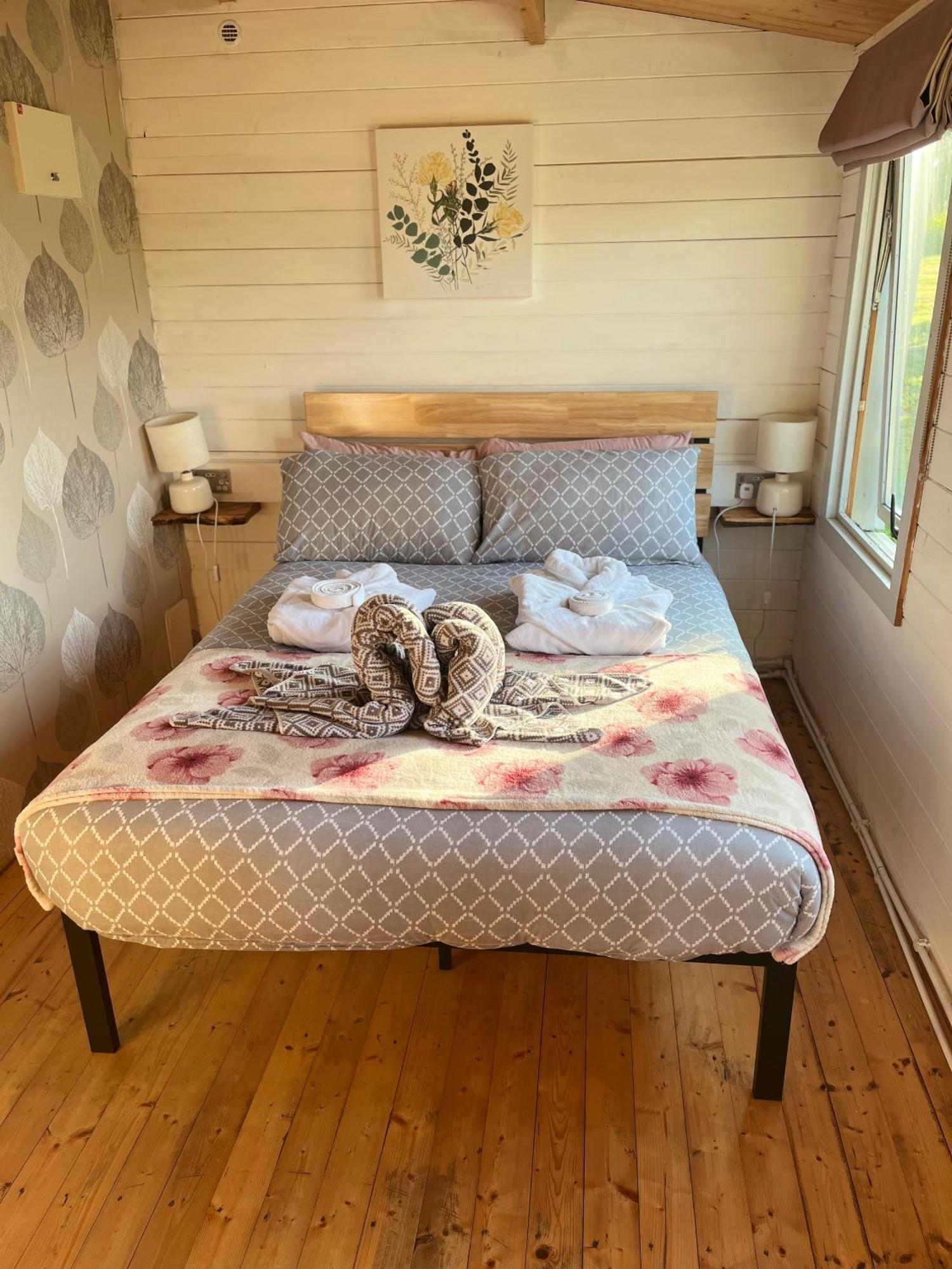 Ivy Rose Cabin No Hot Tub 布德 外观 照片
